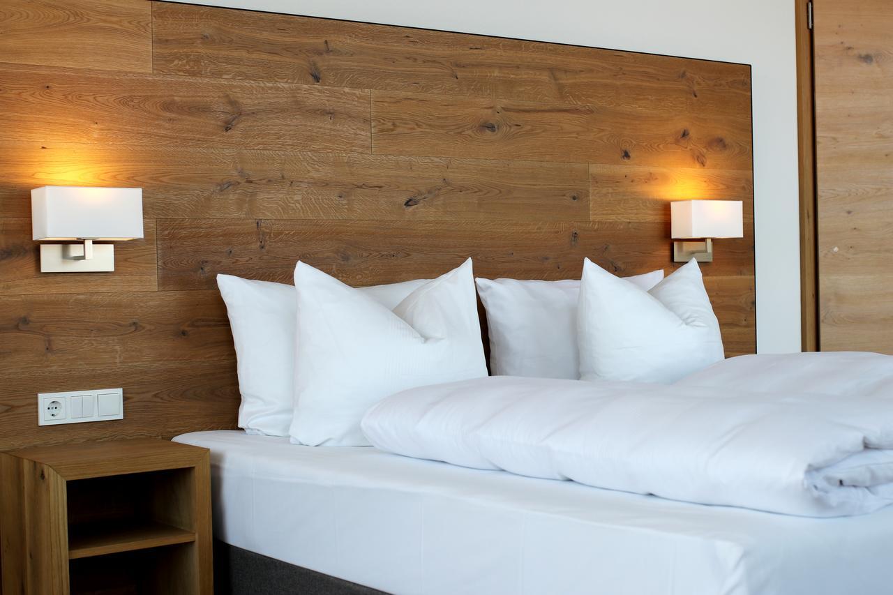 Buchners Hotel & Restaurant Niederwinkling Екстер'єр фото